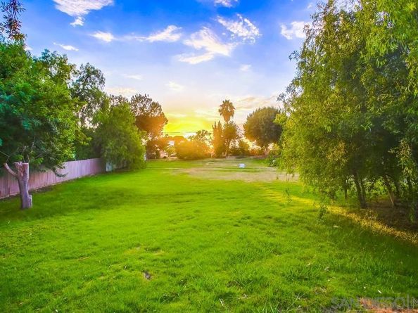 1924 Skyline Dr, Escondido CA 92027