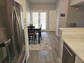1564 Tanglewood LN 5, Escondido CA 92029