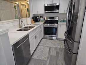 1564 Tanglewood LN 5, Escondido CA 92029