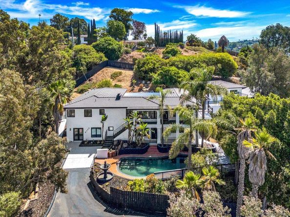 9130 Edgewood Dr, La Mesa CA 91941