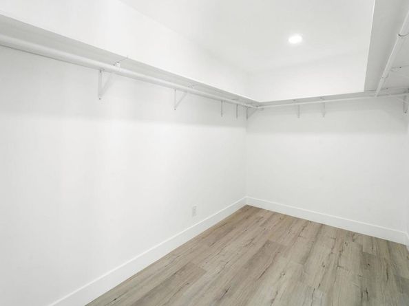 9130 Edgewood Dr, La Mesa CA 91941