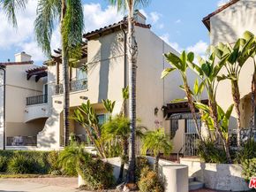 5753 White Oak Avenue 7, Encino CA 91316