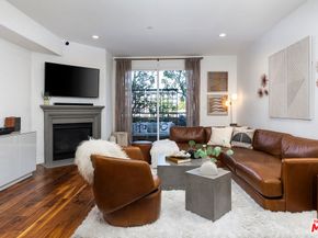 5753 White Oak Avenue 7, Encino CA 91316