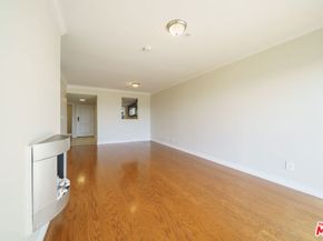 4755 Templeton Street 2210, Los Angeles CA 90032