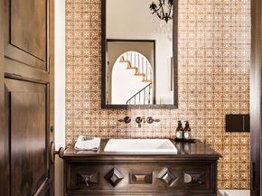 7020 La Presa Drive, Los Angeles CA 90068