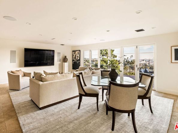 7020 La Presa Drive, Los Angeles CA 90068