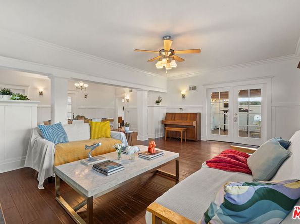 1513 S Victoria Avenue, Los Angeles CA 90019