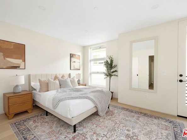 1011 N Ogden Drive 104, West Hollywood CA 90046