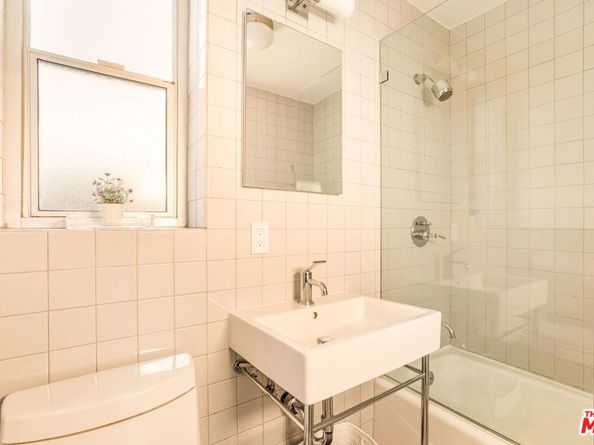 630 Rose Avenue 5, Venice CA 90291