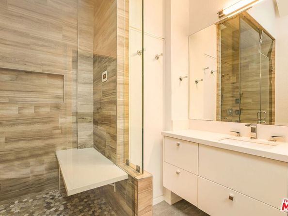 630 Rose Avenue 5, Venice CA 90291