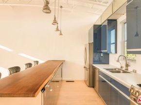 630 Rose Avenue 5, Venice CA 90291