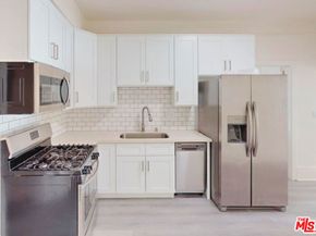 1139 W 27th Street, Los Angeles CA 90007