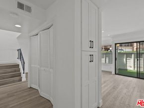 10500 Sunland Boulevard 4, Sunland CA 91040