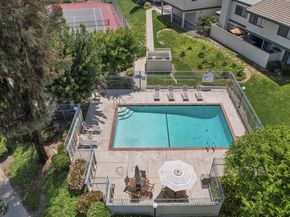 10500 Sunland Boulevard 4, Sunland CA 91040