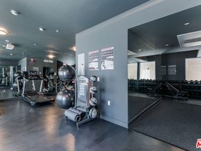 6001 Carlton Way 105, Los Angeles CA 90028