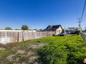 1230 S Wilmington Avenue, Compton CA 90220