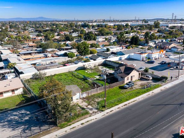 1230 S Wilmington Avenue, Compton CA 90220