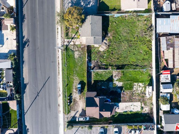 1230 S Wilmington Avenue, Compton CA 90220