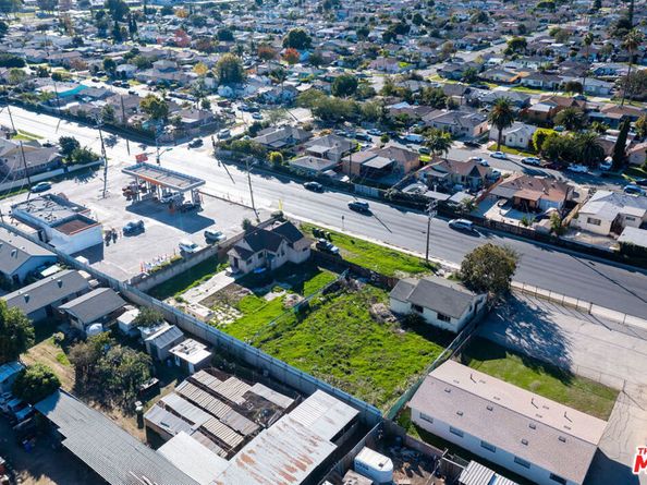 1230 S Wilmington Avenue, Compton CA 90220