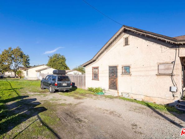 1230 S Wilmington Avenue, Compton CA 90220