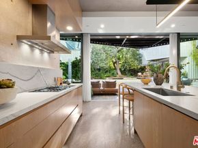 825 Palms Boulevard, Venice CA 90291