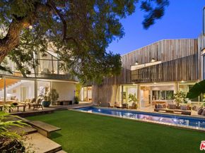 825 Palms Boulevard, Venice CA 90291