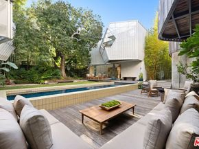 825 Palms Boulevard, Venice CA 90291