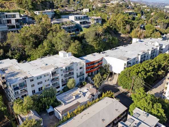 1230 Horn Avenue 304, West Hollywood CA 90069