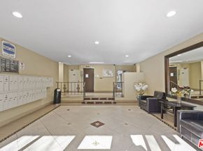 1735 N Fuller Avenue 119, Los Angeles CA 90046