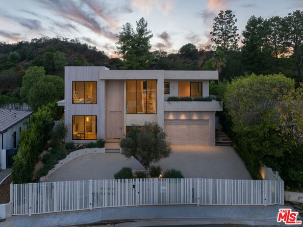 17177 Adlon Road, Encino CA 91436