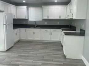 11166 S Figueroa Street, Los Angeles CA 90061