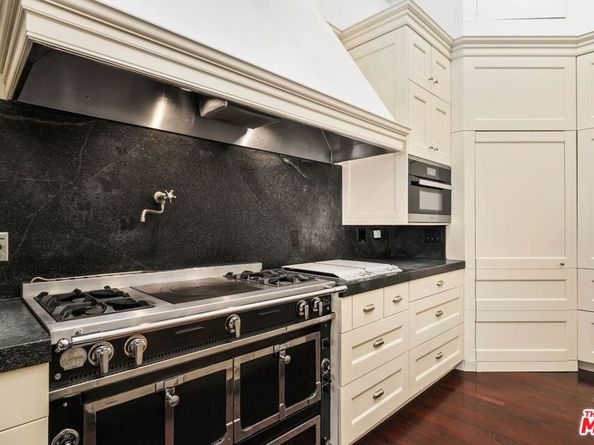 26799 Sea Vista Drive, Malibu CA 90265