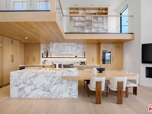 24818 Malibu Road, Malibu CA 90265