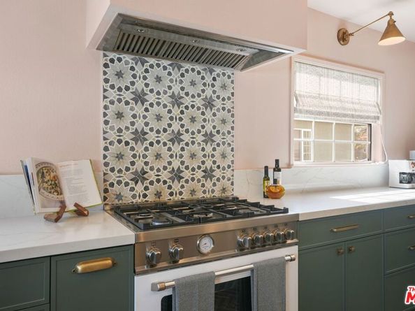 3580 Gundry Avenue, Long Beach CA 90807