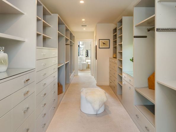 720 S Amalfi Drive, Pacific Palisades CA 90272