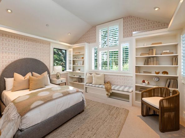 720 S Amalfi Drive, Pacific Palisades CA 90272