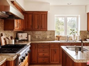 2617 Sleepy Hollow Place, Glendale CA 91206