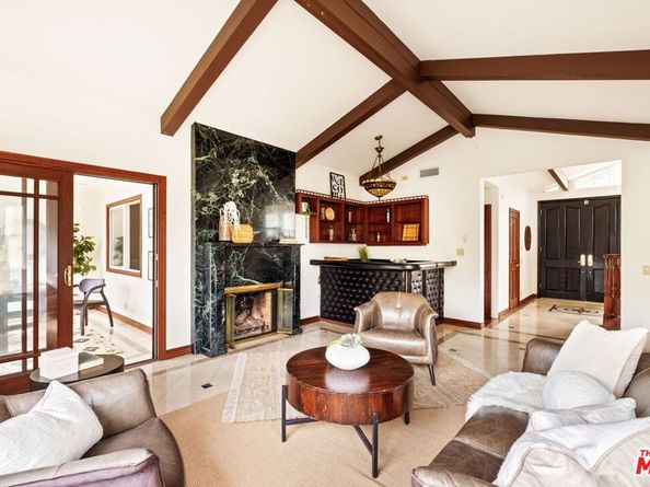 2617 Sleepy Hollow Place, Glendale CA 91206