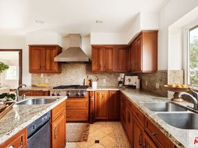 2617 Sleepy Hollow Place, Glendale CA 91206