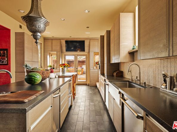 2774 La Castana Drive, Los Angeles CA 90046