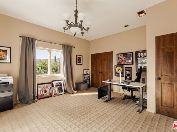 2774 La Castana Drive, Los Angeles CA 90046