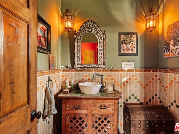 2774 La Castana Drive, Los Angeles CA 90046