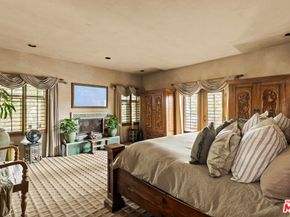 2774 La Castana Drive, Los Angeles CA 90046