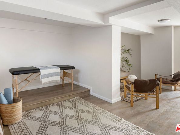 4035 W Avenue 42, Los Angeles CA 90065