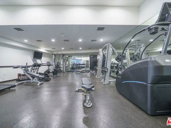 655 S Hope Street 704, Los Angeles CA 90017