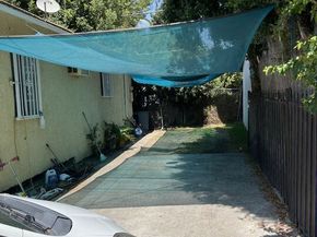 721 W 41st Drive, Los Angeles CA 90037