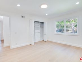 10221 Briarwood Drive, Los Angeles CA 90077