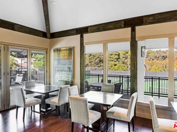 10221 Briarwood Drive, Los Angeles CA 90077