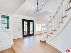 10221 Briarwood Drive, Los Angeles CA 90077