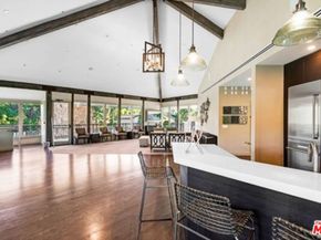 10221 Briarwood Drive, Los Angeles CA 90077